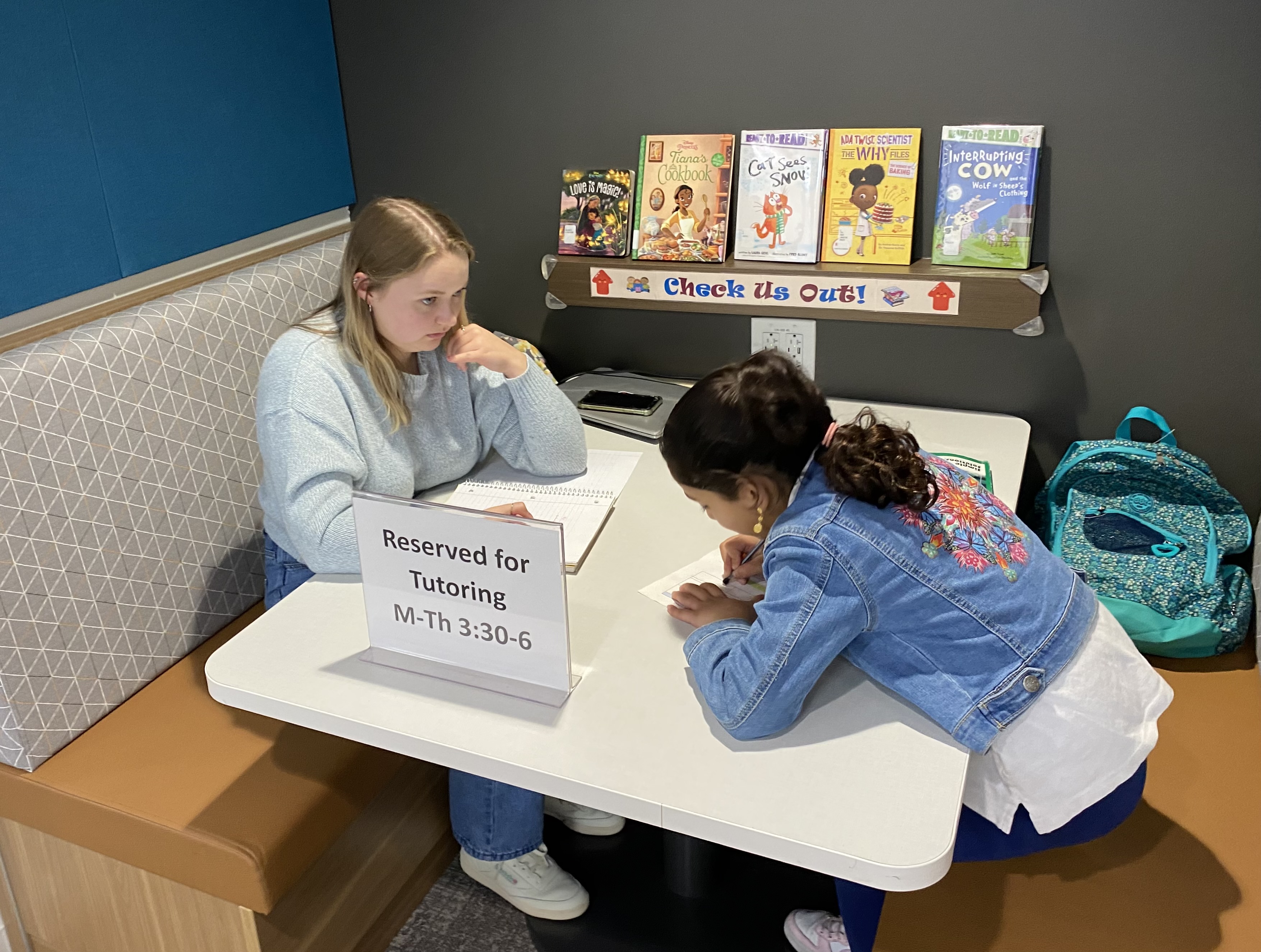 Cally Hardwick tutoring in action at CPL West Park Branch
