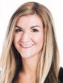 Cait Kennedy Headshot